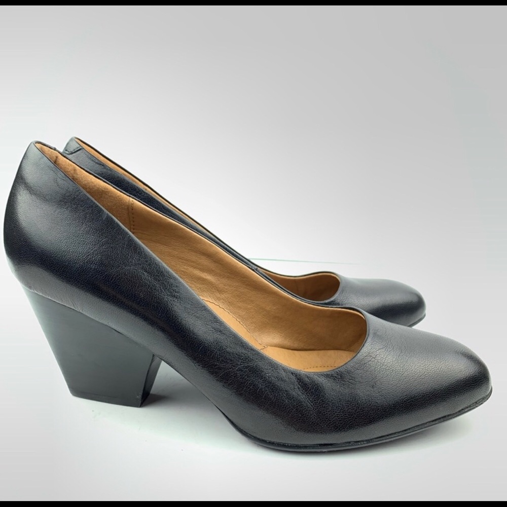 Sofft Low Heel Career Pump Almond Toe